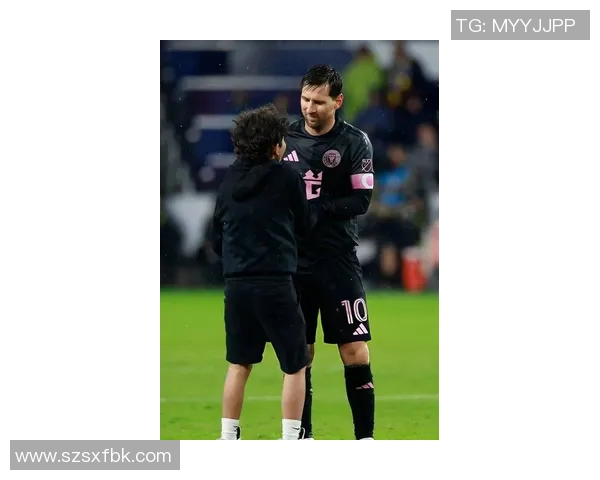 足球巨星梅西亲临中国与球迷互动展现足球魅力和友谊之旅